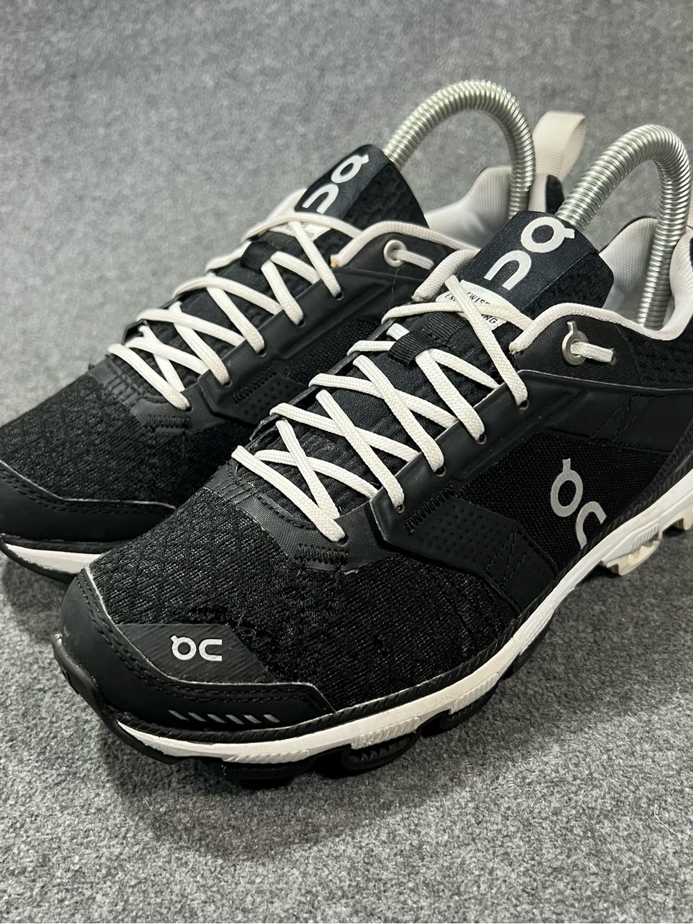 On Cloudcruiser Road Running Shoes Sneakers Black/White Womens Size 5.5